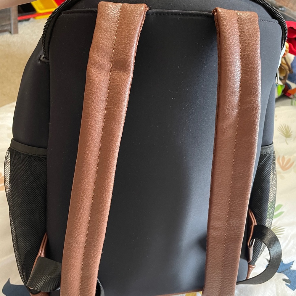 Freshly Picked Daily Breast Pump Bag/Diaper Bag - Picture 4 of 4